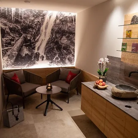 Schoenis-landhotel فندق باد ميترندورف