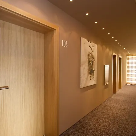 فندق Schoenis-landhotel باد ميترندورف