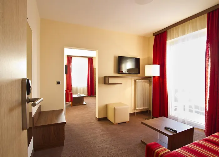 Hotel Schoenis-landhotel 3*