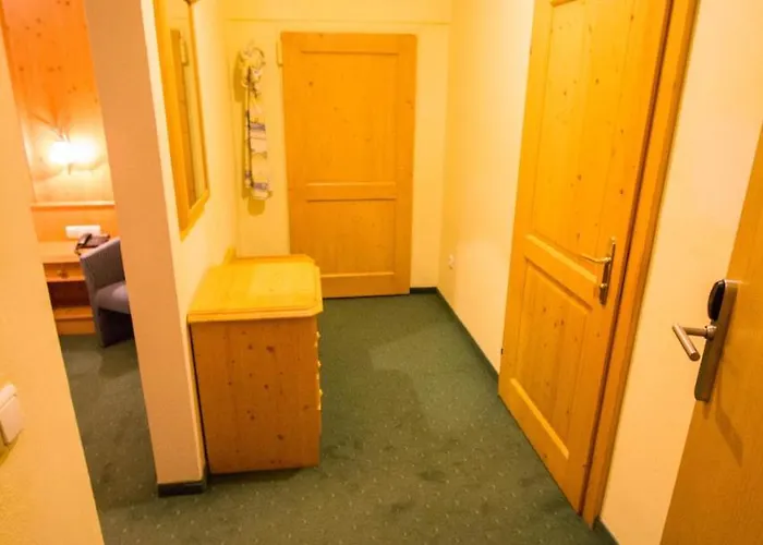 Schoenis-landhotel 酒店 巴德米滕多夫